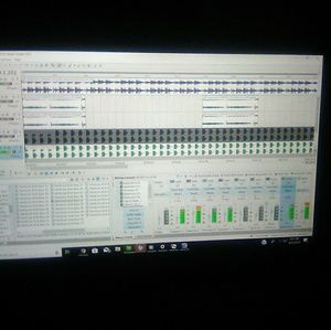 Meet your Posher, Johnell